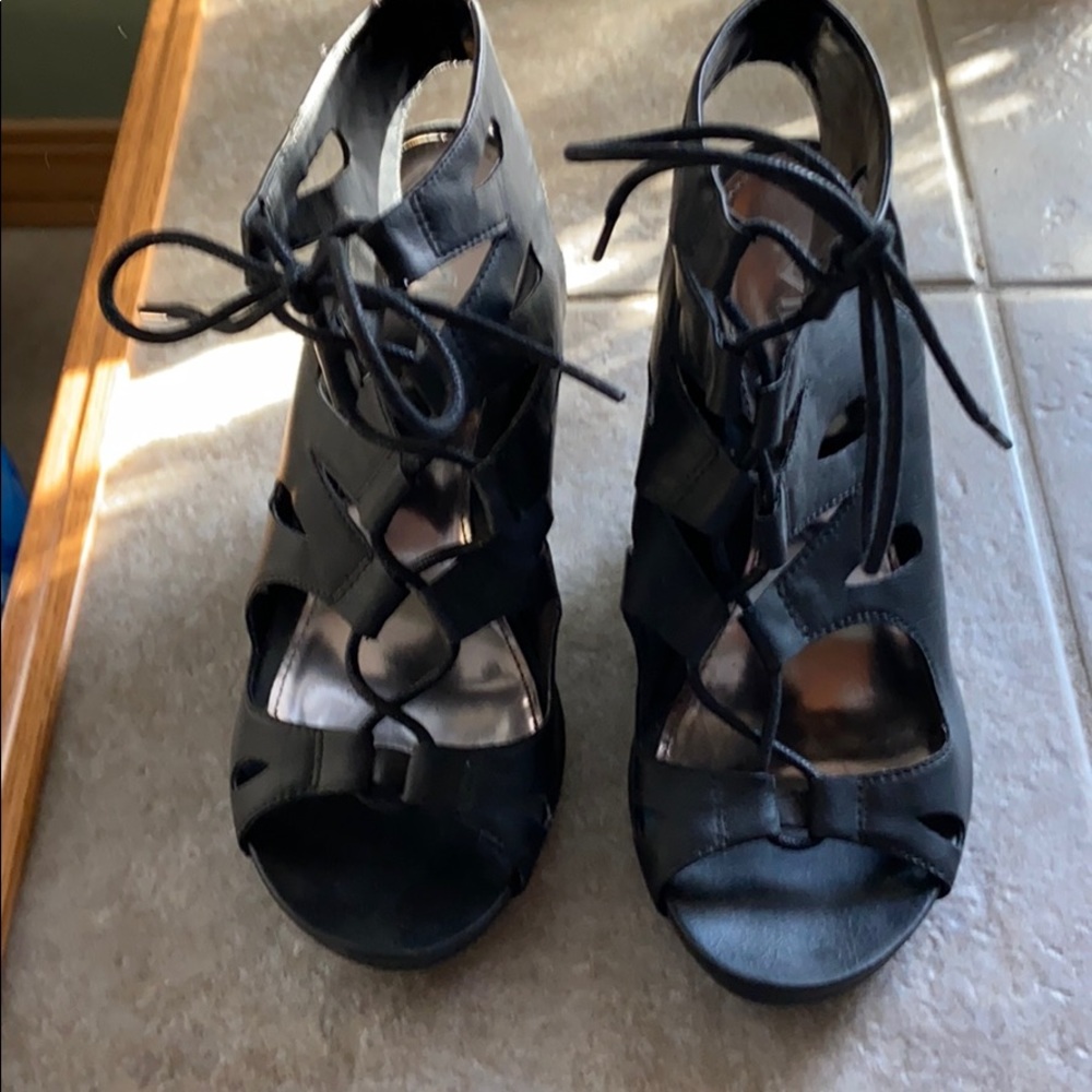 Wedges - Picture 2 of 4